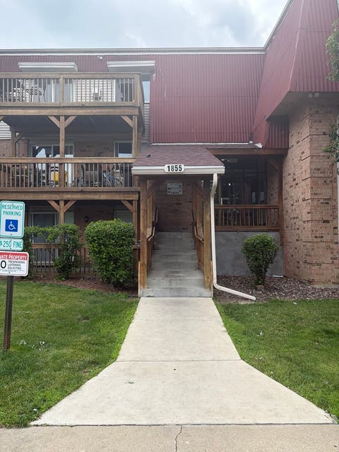 Photo of 1855 TALL OAKS Drive #3301, Aurora, IL 60505 (MLS # 12685743)