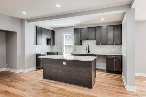 Tiny photo for 5828 W Iowa Street, Chicago, IL 60651 (MLS # 12463282)