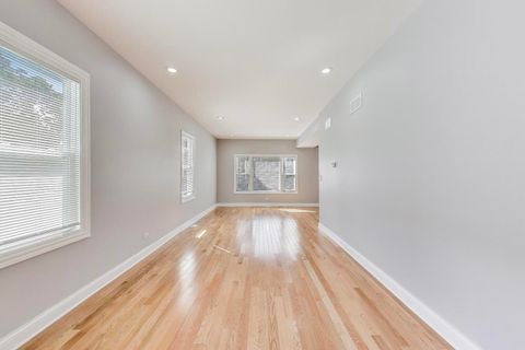 Tiny photo for 5828 W Iowa Street, Chicago, IL 60651 (MLS # 12463282)