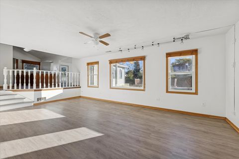 Tiny photo for 1424 Phoenix Lane, Joliet, IL 60431 (MLS # 12504184)