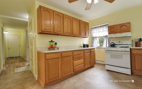 Tiny photo for 35694 N Laurel Avenue, Ingleside, IL 60041 (MLS # 12593379)