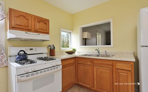 Tiny photo for 35694 N Laurel Avenue, Ingleside, IL 60041 (MLS # 12593379)