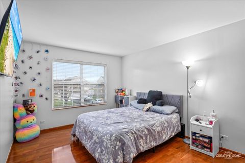 Tiny photo for 220 Braemar Glen, Bolingbrook, IL 60440 (MLS # 12461672)
