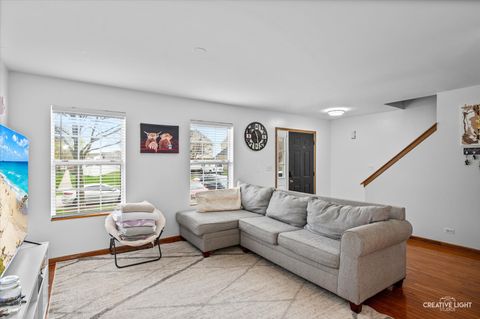 Tiny photo for 220 Braemar Glen, Bolingbrook, IL 60440 (MLS # 12461672)