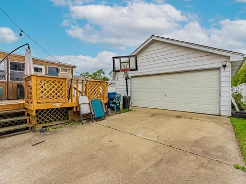 Tiny photo for 5368 Otto Place, Oak Lawn, IL 60453 (MLS # 12499582)