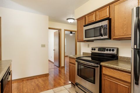 Tiny photo for 5874 BEECHWOOD Drive #B, Loves Park, IL 61111 (MLS # 12493356)