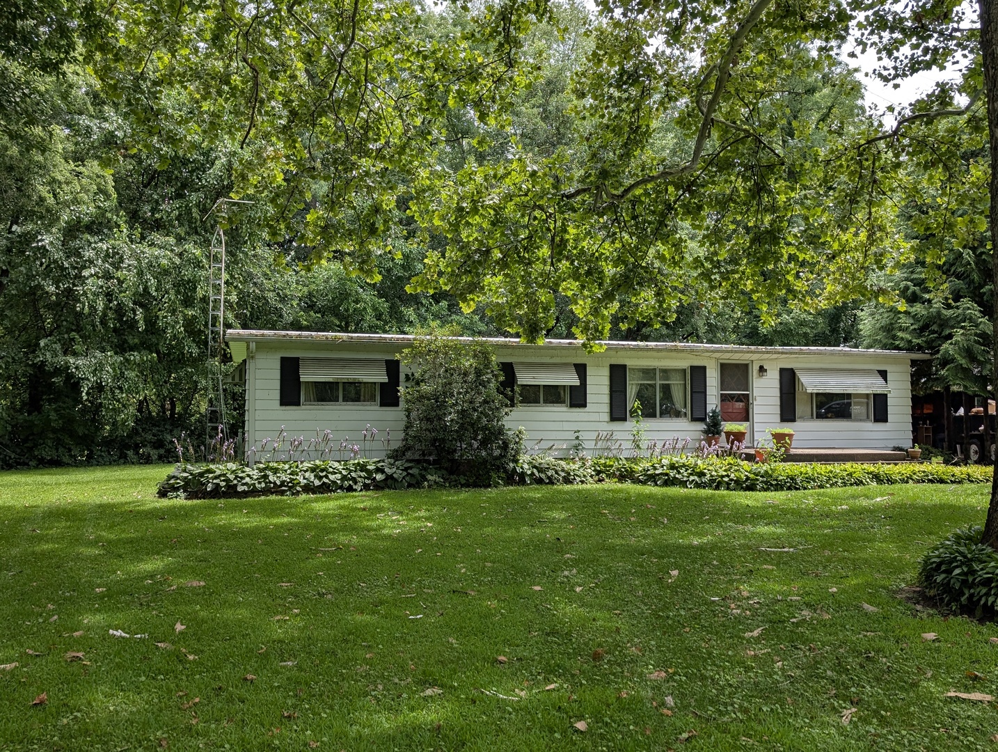 575 Meadow Lane