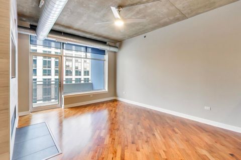 Tiny photo for 1305 S Michigan Avenue #1606, Chicago, IL 60605 (MLS # 12536118)