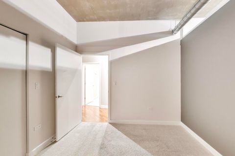 Tiny photo for 1305 S Michigan Avenue #1606, Chicago, IL 60605 (MLS # 12536118)