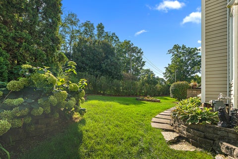 Tiny photo for 5000 Vernon Park Place, Lisle, IL 60532 (MLS # 12748976)