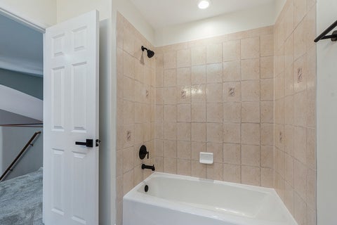 Tiny photo for 5000 Vernon Park Place, Lisle, IL 60532 (MLS # 12748976)