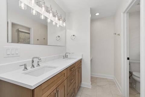 Tiny photo for 5000 Vernon Park Place, Lisle, IL 60532 (MLS # 12748976)