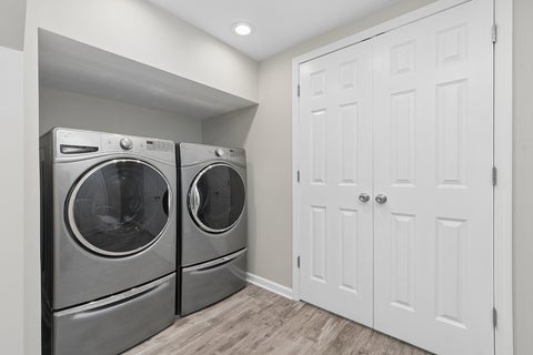 Tiny photo for 5000 Vernon Park Place, Lisle, IL 60532 (MLS # 12748976)