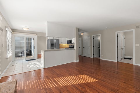 Tiny photo for 5000 Vernon Park Place, Lisle, IL 60532 (MLS # 12748976)