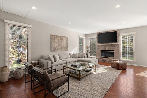 Tiny photo for 5000 Vernon Park Place, Lisle, IL 60532 (MLS # 12748976)