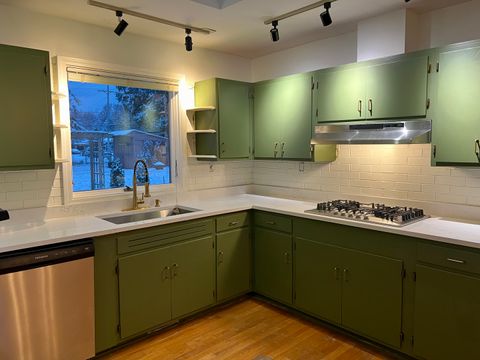 Tiny photo for 705 W Fabyan Parkway, Geneva, IL 60134 (MLS # 12489333)