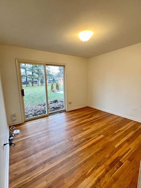 Tiny photo for 705 W Fabyan Parkway, Geneva, IL 60134 (MLS # 12489333)