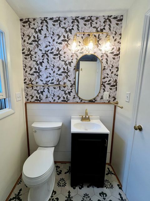 Tiny photo for 705 W Fabyan Parkway, Geneva, IL 60134 (MLS # 12489333)