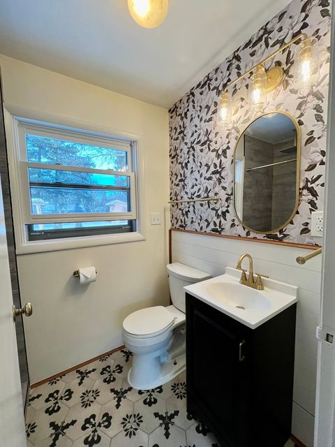 Tiny photo for 705 W Fabyan Parkway, Geneva, IL 60134 (MLS # 12489333)