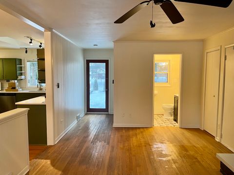 Tiny photo for 705 W Fabyan Parkway, Geneva, IL 60134 (MLS # 12489333)