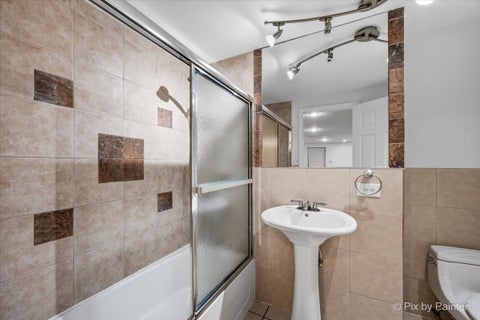 Tiny photo for 994 Commonwealth Court, Barrington, IL 60010 (MLS # 12790195)