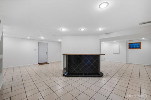Tiny photo for 994 Commonwealth Court, Barrington, IL 60010 (MLS # 12790195)