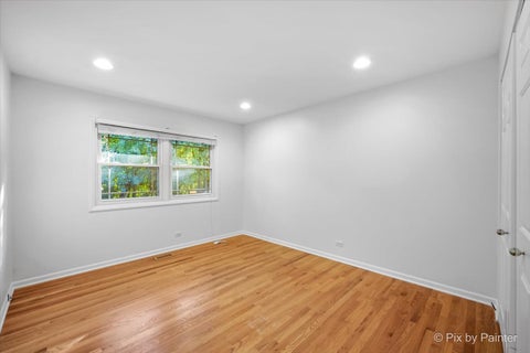 Tiny photo for 994 Commonwealth Court, Barrington, IL 60010 (MLS # 12790195)