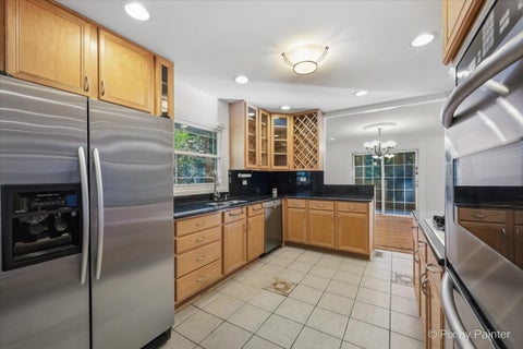 Tiny photo for 994 Commonwealth Court, Barrington, IL 60010 (MLS # 12790195)