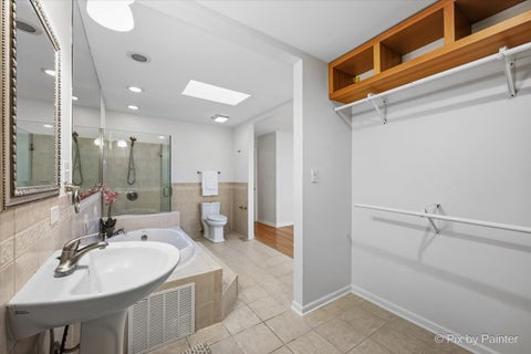 Tiny photo for 994 Commonwealth Court, Barrington, IL 60010 (MLS # 12790195)