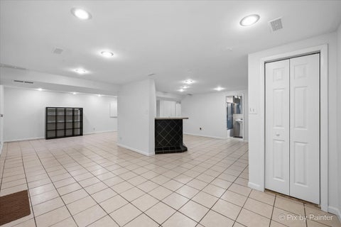 Tiny photo for 994 Commonwealth Court, Barrington, IL 60010 (MLS # 12790195)