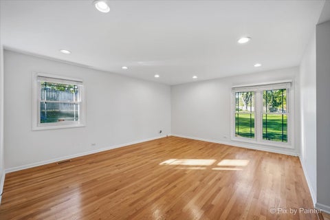 Tiny photo for 994 Commonwealth Court, Barrington, IL 60010 (MLS # 12790195)
