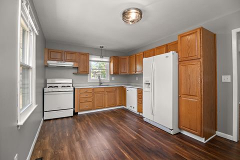 Tiny photo for 289 N Jackson Avenue, Bradley, IL 60915 (MLS # 12474275)