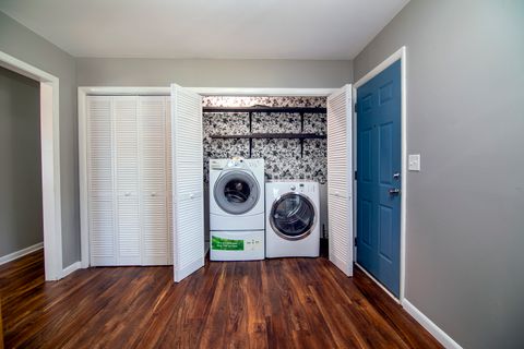 Tiny photo for 289 N Jackson Avenue, Bradley, IL 60915 (MLS # 12474275)