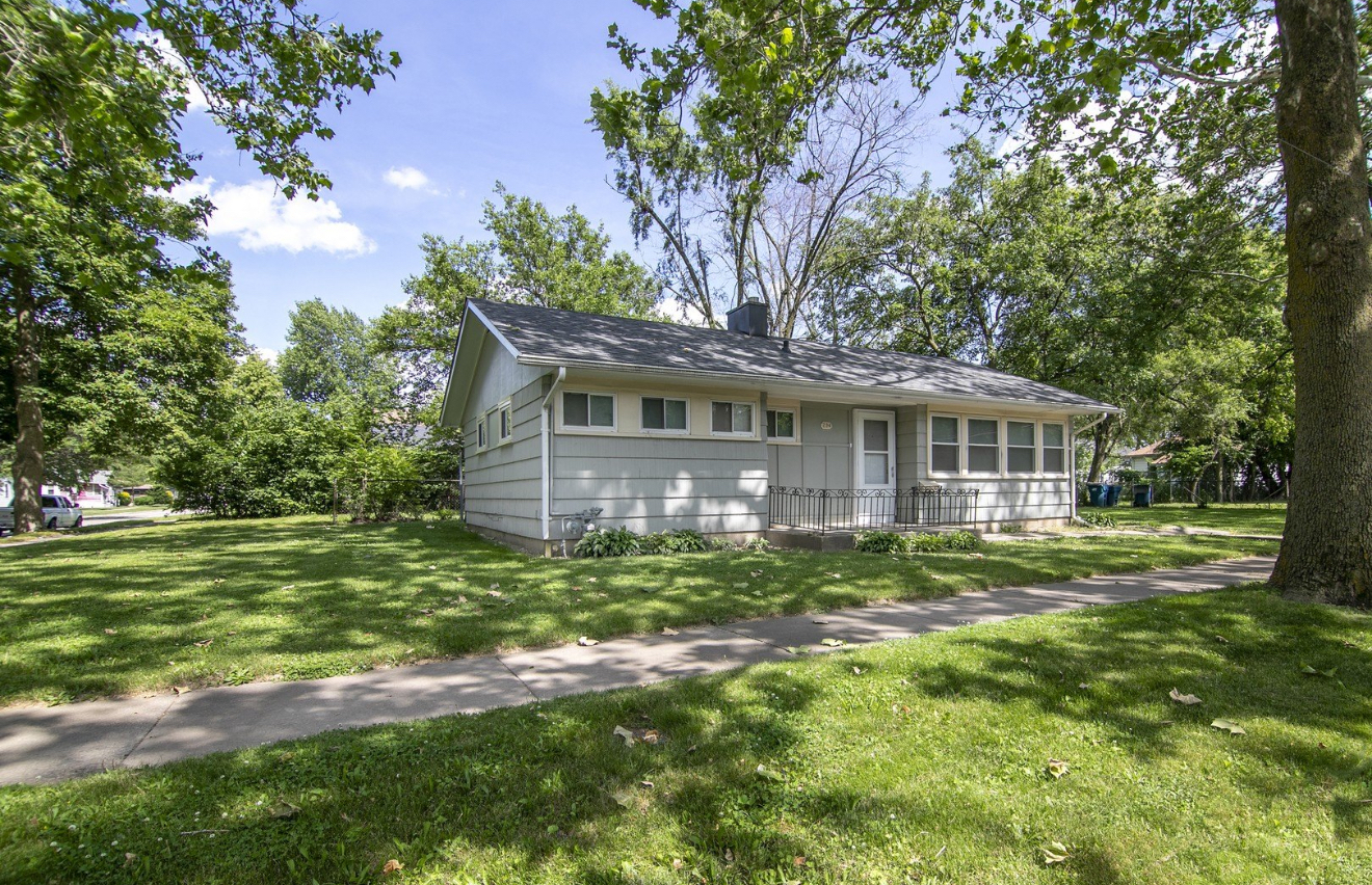 294 N Taylor Avenue