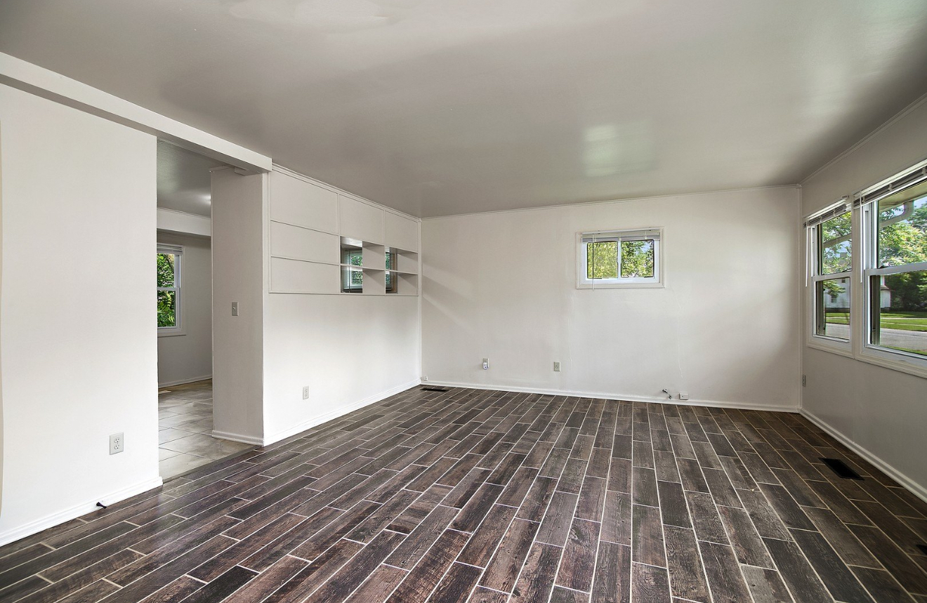 294 N Taylor Avenue
