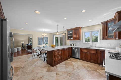 Tiny photo for 26 Brandywine Road, South Barrington, IL 60010 (MLS # 12720909)