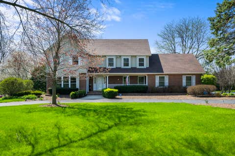 Photo of 26 Brandywine Road, South Barrington, IL 60010 (MLS # 12720909)