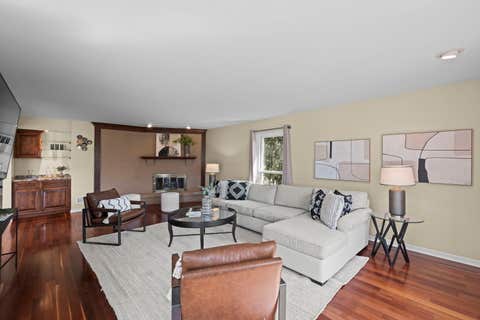 Tiny photo for 26 Brandywine Road, South Barrington, IL 60010 (MLS # 12720909)