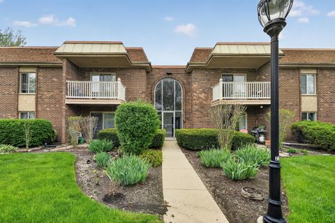 Photo of 902 W Alleghany Drive #1D, Arlington Heights, IL 60004 (MLS # 12629933)