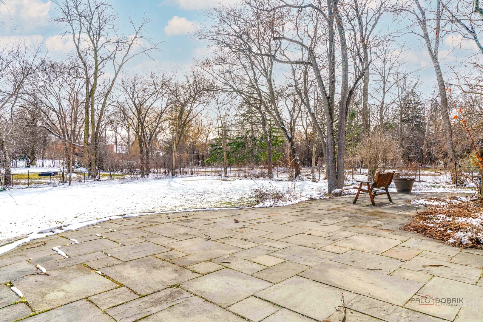 Northbrook, Illinois, 60062, United States, 5 Bedrooms Bedrooms, ,4 BathroomsBathrooms,Residential,Active,2032927