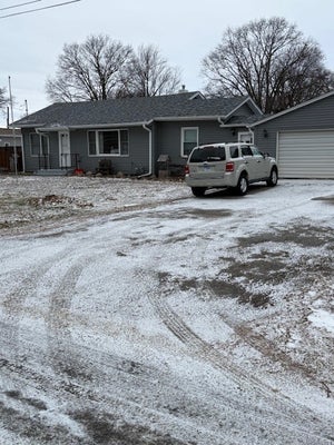 210 W SOUTH ST, SHEFFIELD, IL 61361 - Image 46c8aeb8041a0dec89c5a68434c4e25a/1293770349