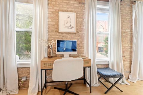 Tiny photo for 2027 N CALIFORNIA Avenue #E1, Chicago, IL 60647 (MLS # 12462754)