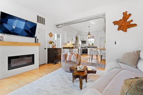 Tiny photo for 2027 N CALIFORNIA Avenue #E1, Chicago, IL 60647 (MLS # 12462754)