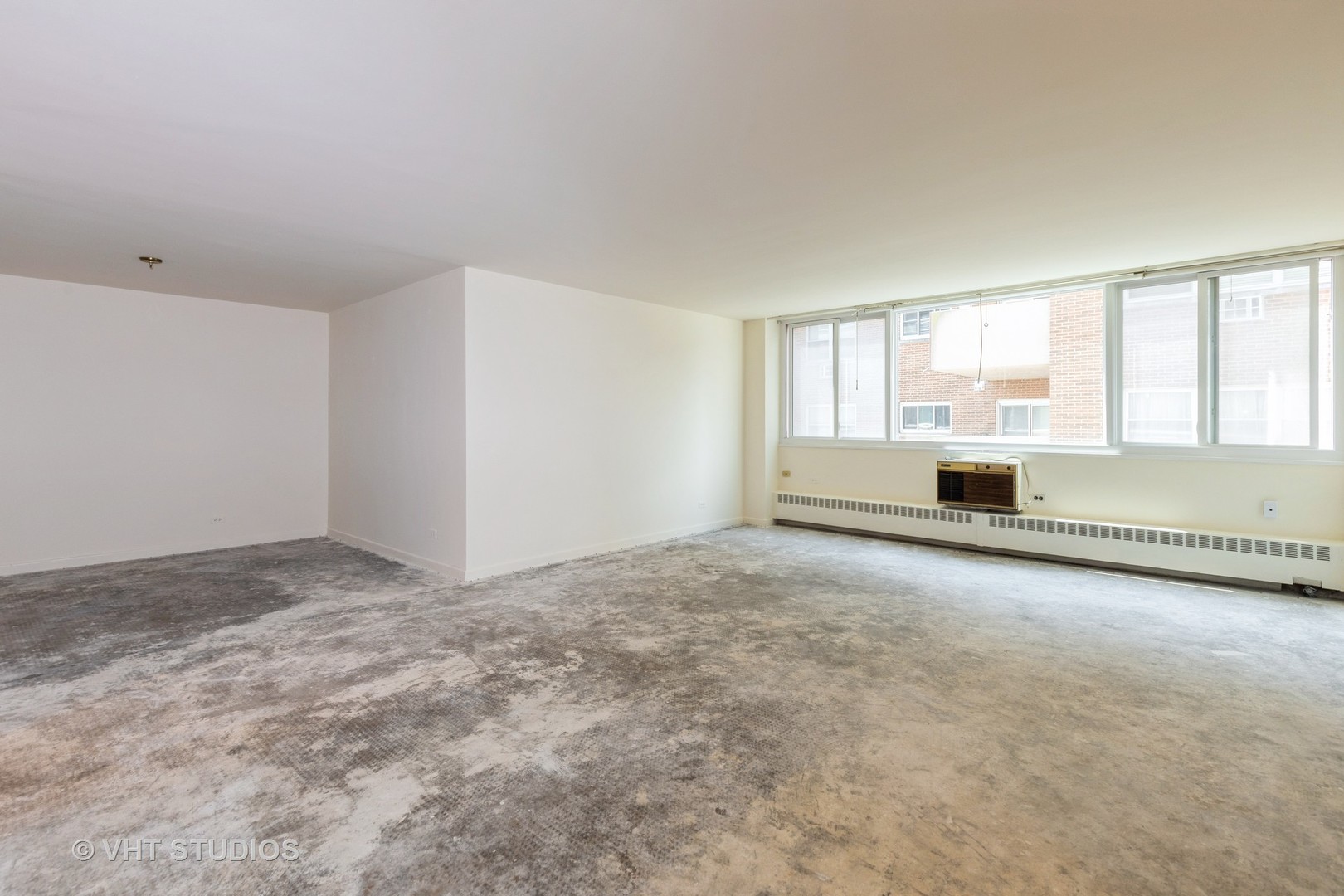 1516 Hinman Avenue 504