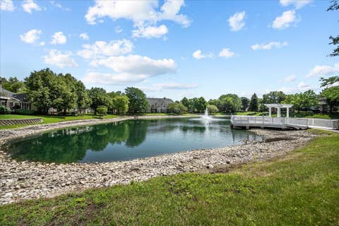 Tiny photo for 3029 Lexington Lane #3029, Glenview, IL 60026 (MLS # 12717347)
