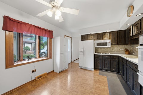 Tiny photo for 16955 S BERNARDINE Street, Lansing, IL 60438 (MLS # 12672364)