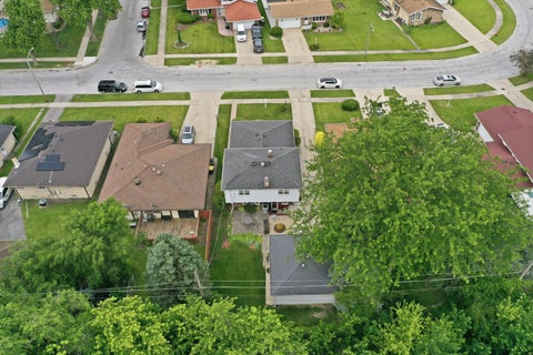 Tiny photo for 16955 S BERNARDINE Street, Lansing, IL 60438 (MLS # 12672364)