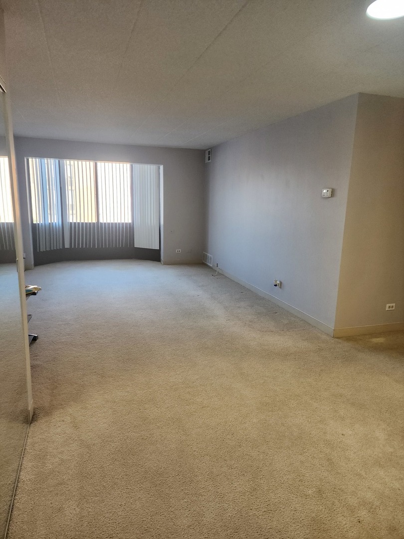 606 E Woodland Park Avenue 301