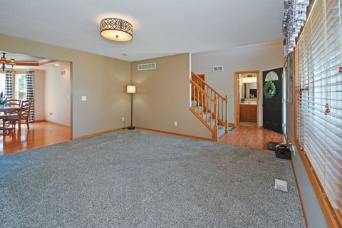 Tiny photo for 104 Hunter Court, Hudson, IL 61748 (MLS # 12597328)