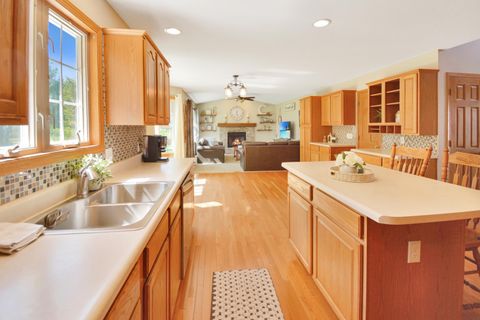 Tiny photo for 104 Hunter Court, Hudson, IL 61748 (MLS # 12597328)